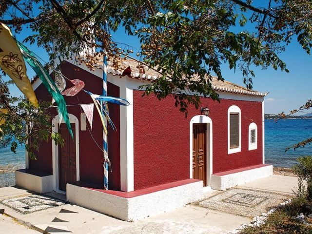 The Chapel of Resurrection on the waterfront 